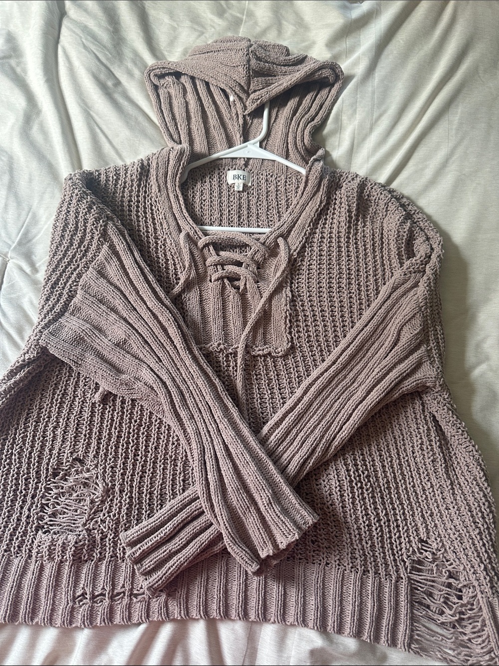 BKE Lace-Up Knit Hoodie in Dusty Mauve